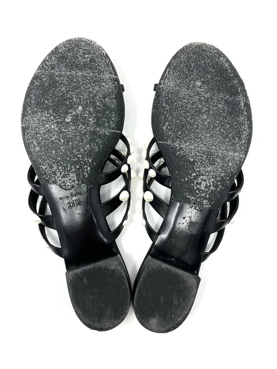 Chanel CC Logo Black Leather White Pearl Pearls Flat Strappy Sandals Slides 39.5 - Picture 7 of 9